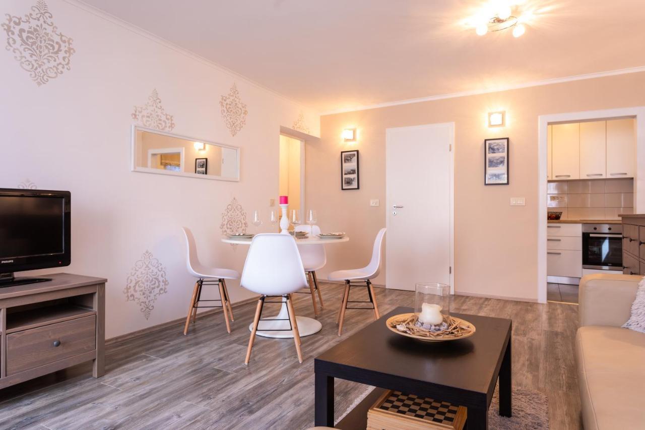 Seafront Apartment With Amazing Seaview Vrbnik  Luaran gambar